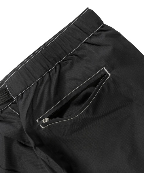 HUF（ハフ）の「HUF PEAK CONTRAST SHORT ハフ ピーク コントラスト ショートパンツ（その他パンツ・メンズ・ブラック・LARGE/MEDIUM/SMALL）」の9枚目の写真