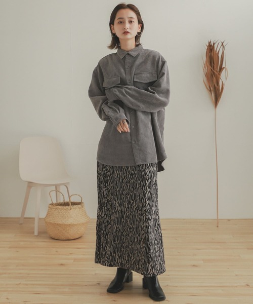 SENSE OF PLACE by URBAN RESEARCH（センスオブプレイスバイアーバンリサーチ）の「『セットアップ対応』コーデュロイルーズシャツ（シャツ/ブラウス・メンズ・パープル/ライトベージュ/ブルー/チャコールグレー・LARGE/MEDIUM）」の11枚目の写真