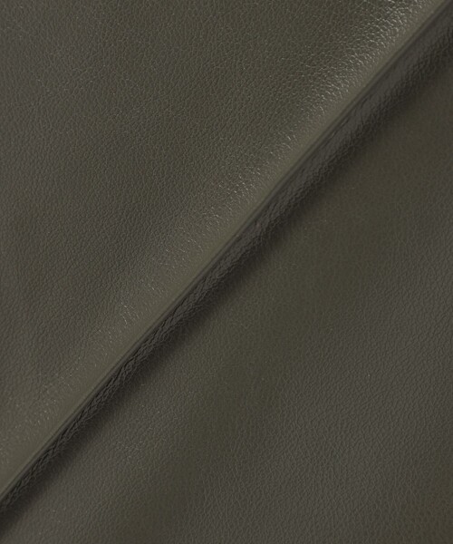 LOVELESS（ラブレス）の「レザーストレートパンツ（その他パンツ・レディース・グリーン・34/38/36）」の9枚目の写真