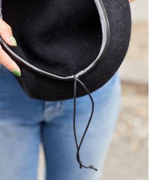 cepo（セポ）の「レザーパイピングベレー（ハンチング/ベレー帽・レディース・ブラック/ベージュ・FREE）」の6枚目の写真