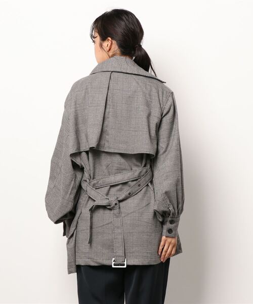 HONEYSUCKLE ROSE(ハニーサックルローズ)の「【HONEYSUCKLE ROSE】ベルト付きシャツアウター(シャツ/ブラウス・レディース・ダークブラウン/ベージュ/チャコールグレー×ブラック・M/L)」の5枚目の写真
