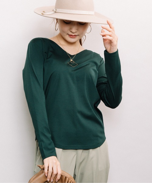 ELVENCE DEUX（エルベンスドゥ）の「ツヤアリＶネックＰＯ（Tシャツ/カットソー・レディース・ブラック/ブラウン/オフホワイト/グリーン・MEDIUM/LARGE）」の8枚目の写真