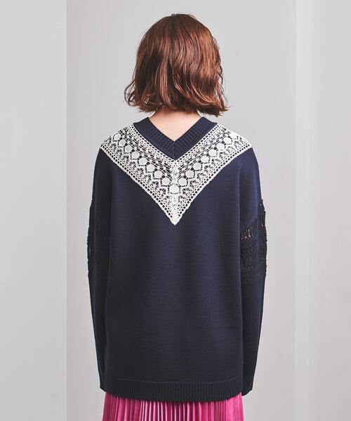 EZUMi（エズミ）の「＜EZUMi（エズミ）＞レース コンビ Vネック ニット（ニット/セーター・レディース・ベージュ/ネイビー・FREE）」の10枚目の写真