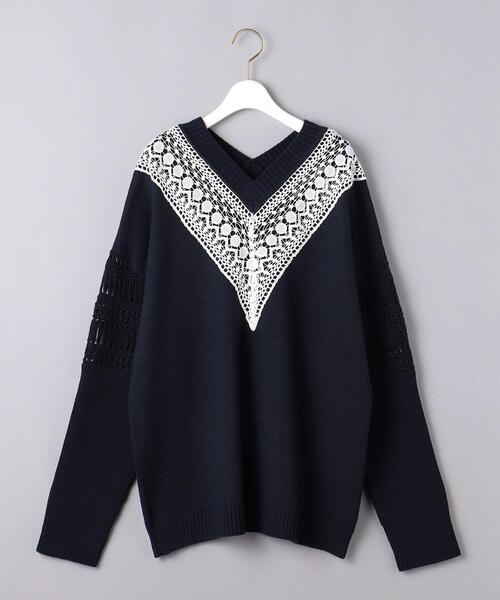 EZUMi（エズミ）の「＜EZUMi（エズミ）＞レース コンビ Vネック ニット（ニット/セーター・レディース・ベージュ/ネイビー・FREE）」の14枚目の写真