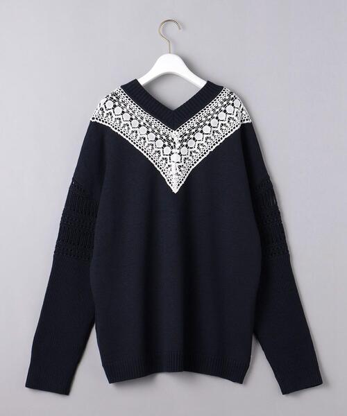 EZUMi（エズミ）の「＜EZUMi（エズミ）＞レース コンビ Vネック ニット（ニット/セーター・レディース・ベージュ/ネイビー・FREE）」の15枚目の写真