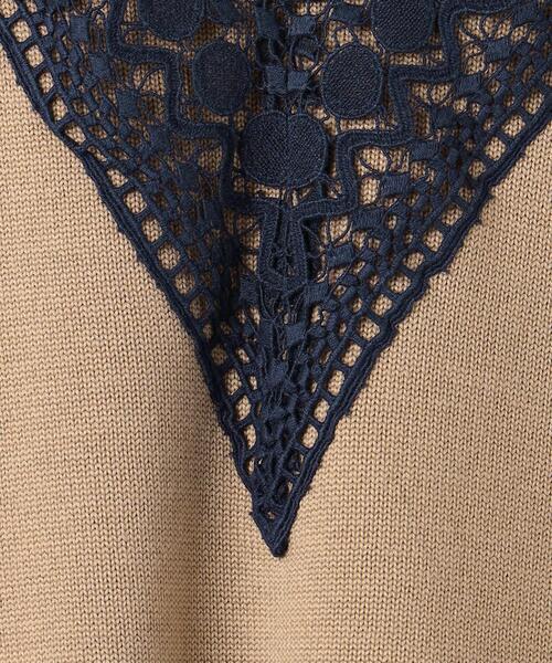 EZUMi（エズミ）の「＜EZUMi（エズミ）＞レース コンビ Vネック ニット（ニット/セーター・レディース・ベージュ/ネイビー・FREE）」の22枚目の写真