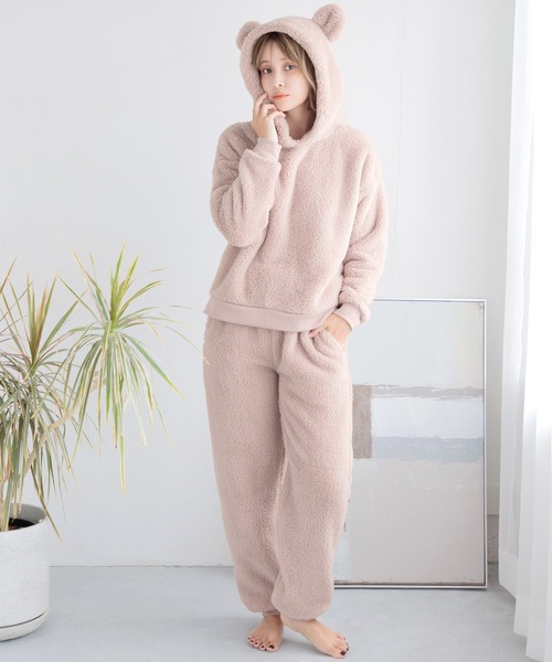 Dita（ディータ）の「ぷっくり耳付き。くま耳ファー起毛パーカーセットアップ（ルームウェア/パジャマ・レディース・ベージュ/パープル/ピンク/ミント/アイボリー/アッシュグレー/スモークピンク/グレイッシュブルー・FREE）」の15枚目の写真