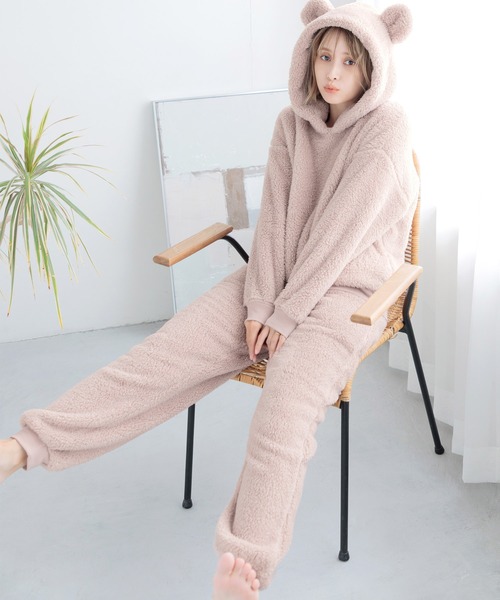 Dita（ディータ）の「ぷっくり耳付き。くま耳ファー起毛パーカーセットアップ（ルームウェア/パジャマ・レディース・ベージュ/パープル/ピンク/ミント/アイボリー/アッシュグレー/スモークピンク/グレイッシュブルー・FREE）」の13枚目の写真