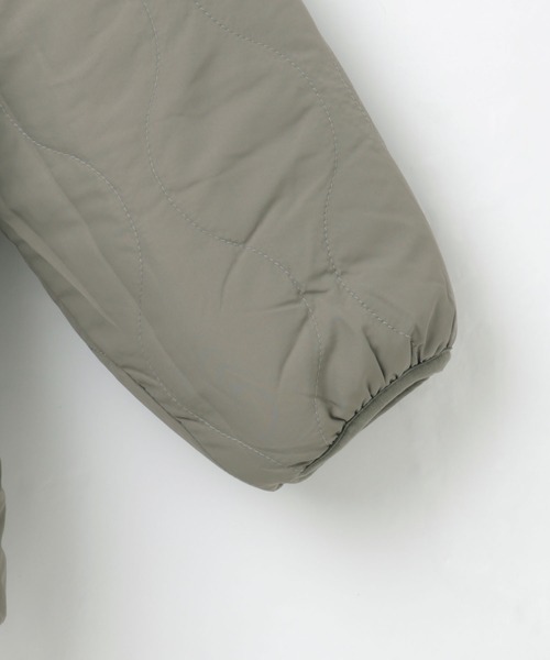 andme（アンドミー）の「2wayリバーシブルノーカラーボア コート（ノーカラーコート・レディース・ブラック/アイボリー/ライトカーキ・M）」の14枚目の写真