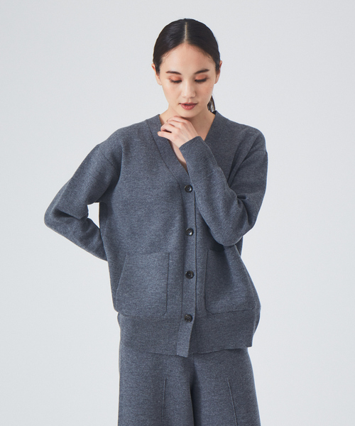 qualite(カリテ)の「【WEB・一部店舗限定】圧縮ニットカーディガン◇セットアップ対応(カーディガン/ボレロ・レディース・サックスブルー/チャコールグレー・フリー)」の1枚目の写真