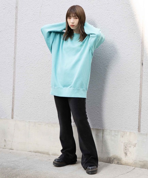 X-girl（エックスガール）の「PIGMENT DYED CREW SWEAT TOP（スウェット・レディース・ブラック/グリーン・M/L）」の20枚目の写真