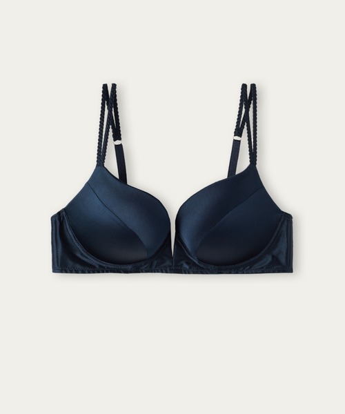Intimissimi（インティミッシミ）の「Mia シルク スーパープッシュ