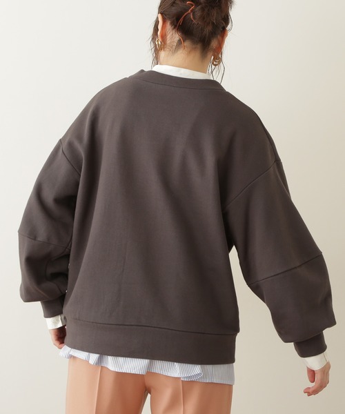 N.（N. Natural Beauty Basic）（エヌエヌナチュラルビューティーベーシック）の「◆ボリュームスリーブスウェット（スウェット・レディース・チャコールグレー/ライトベージュ・MEDIUM）」の4枚目の写真