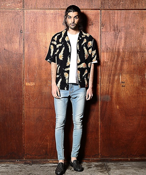 RATTLE TRAP(ラトルトラップ)の「総柄フェザープリントオープンカラー半袖シャツ(シャツ/ブラウス・メンズ・ブラック×イエロー/ブラック×ピンク・S/M/L)」の3枚目の写真