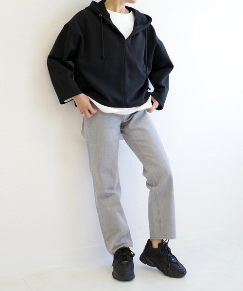 AmiAmi(アミアミ)の「レースアップワンカラーダッドスニーカー/厚底スニーカー(スニーカー・レディース・ホワイト/ブラック/ベージュ・LL/S/M/L)」の11枚目の写真