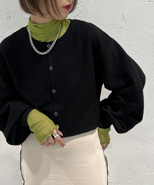 apres jour mignon（アプレジュールミニョン）の「ドットボタンカーディガン【ZOZOTOWN限定アイテム】（カーディガン/ボレロ・レディース・ブラック/ピンク/イエロー系その他/グリーン系その他/アイボリー・X-LARGE/フリー）」の2枚目の写真