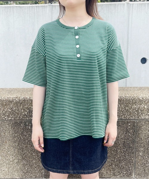 PairPair（ペアペア）の「【ペットとリンクコーデ】テレコボーダーヘンリーネックT（Tシャツ/カットソー・レディース・ネイビー/グリーン・フリー）」の8枚目の写真