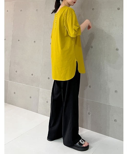 Re:EDIT(リエディ)の「前後2WAYシルケットカットソーチュニック(Tシャツ/カットソー・レディース・ホワイト/マスタード/グレイッシュベージュ/ブラック・MEDIUM/LARGE)」の18枚目の写真