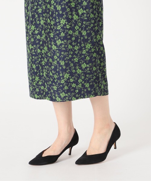 VERMEIL par iena（ヴェルメイユパーイエナ）の「小花プリントギャザーディテールスカート NAVY（スカート・レディース・ネイビー・40/38/36）」の7枚目の写真