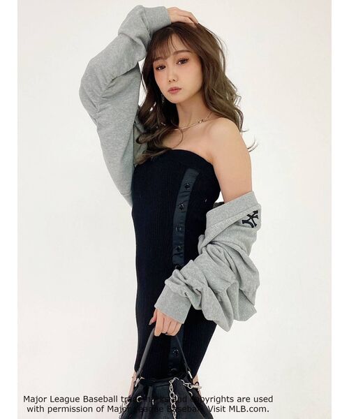 GYDA(ジェイダ)の「GYDA×MLBルーズスウェットカーディガン(カーディガン/ボレロ・レディース・チャコールグレー/グレー/オフホワイト・FREE)」の21枚目の写真