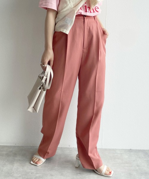 w closet（ダブルクローゼット）の「センタープレスタックパンツ