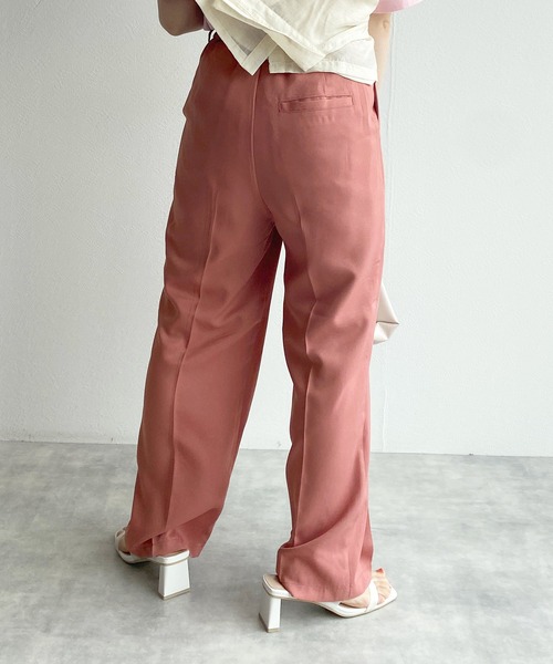 w closet（ダブルクローゼット）の「センタープレスタックパンツ（スラックス・レディース・ブラック/ピンク/ライム/アイボリー・S/M）」の18枚目の写真