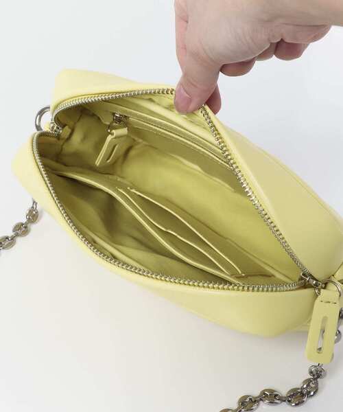 ADD CULUMN(アドカラム)の「ADD CULUMN PUFF CROSS BODY CHAIN(ショルダーバッグ・レディース・イエロー/ブルー/ダークグレー・-)」の21枚目の写真