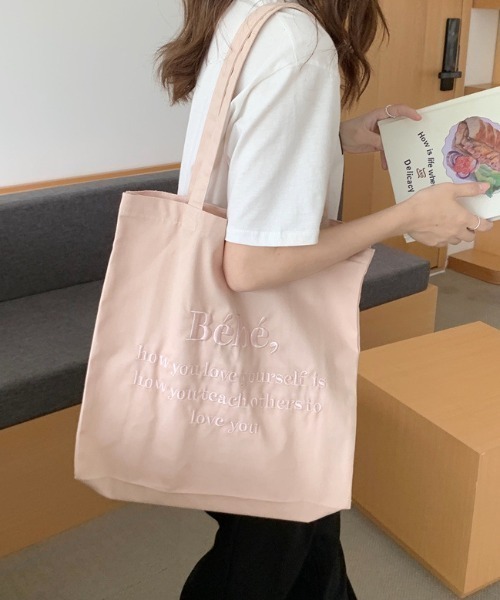 MANGROVE(マングローブ)の「Bebeロゴ刺繍トートバッグ(トートバッグ・レディース・パープル/ブルー/アイボリー/ライトピンク・FREE)」の18枚目の写真