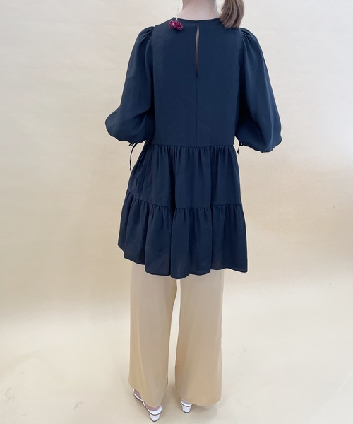 EDIT. FOR LULU(エディットフォールル)の「レーヨンポリエステル ギャザー チュニックブラウス(シャツ/ブラウス・レディース・ブラック/ブルー系その他・FREE)」の6枚目の写真