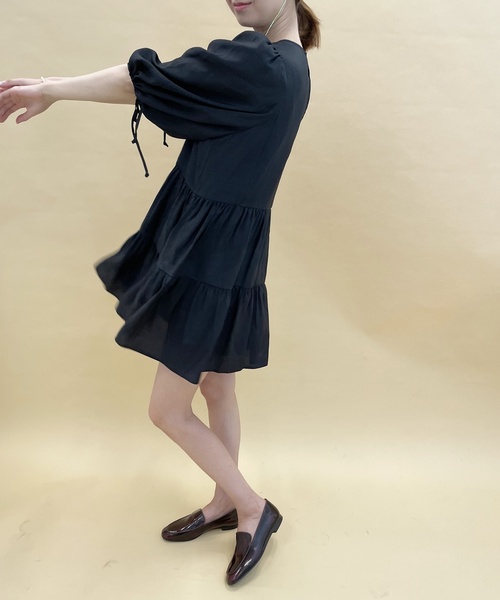 EDIT. FOR LULU(エディットフォールル)の「レーヨンポリエステル ギャザー チュニックブラウス(シャツ/ブラウス・レディース・ブラック/ブルー系その他・FREE)」の3枚目の写真