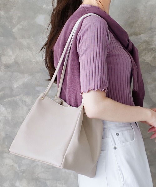 e-zakkamania stores(イーザッカマニアストアーズ)の「ダブルフェイス キューブ トートバッグ(トートバッグ・レディース・アイボリー/スモークピンク/ブラウン/ブラック・-)」の1枚目の写真