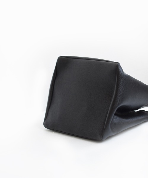 e-zakkamania stores(イーザッカマニアストアーズ)の「ダブルフェイス キューブ トートバッグ(トートバッグ・レディース・アイボリー/スモークピンク/ブラウン/ブラック・-)」の15枚目の写真