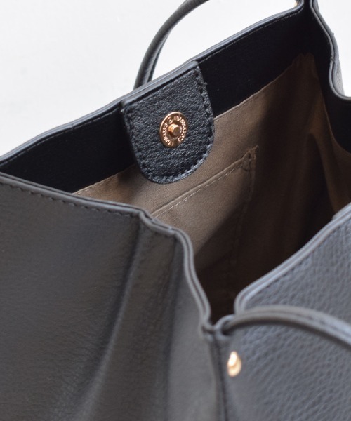 e-zakkamania stores(イーザッカマニアストアーズ)の「ダブルフェイス キューブ トートバッグ(トートバッグ・レディース・アイボリー/スモークピンク/ブラウン/ブラック・-)」の16枚目の写真