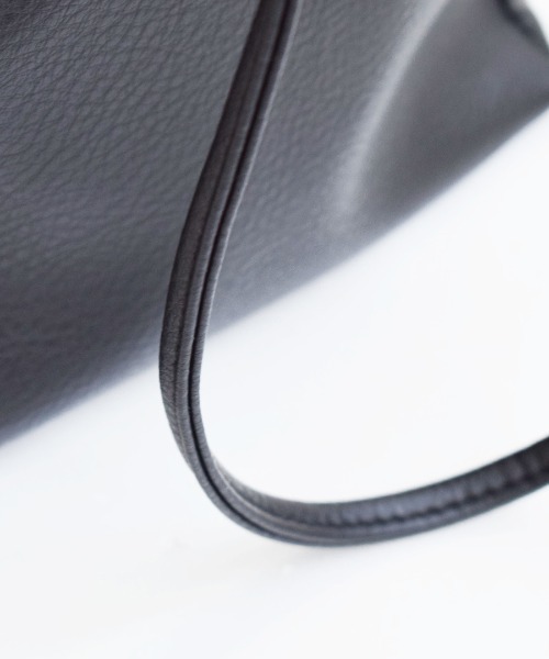 e-zakkamania stores(イーザッカマニアストアーズ)の「ダブルフェイス キューブ トートバッグ(トートバッグ・レディース・アイボリー/スモークピンク/ブラウン/ブラック・-)」の17枚目の写真