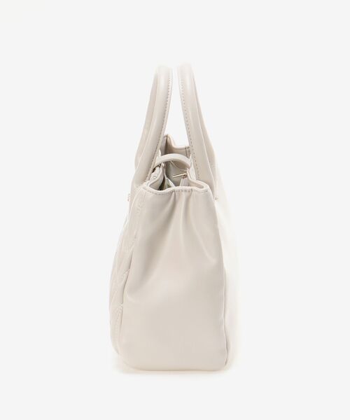 MAJESTIC LEGON(マジェスティックレゴン)の「上品スクエアバッグ(ハンドバッグ・レディース・ライトグレー/ブラック/アイボリー・FREE)」の5枚目の写真