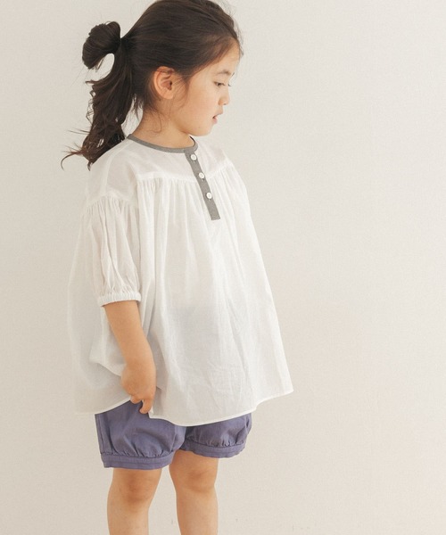 URBAN RESEARCH DOORS（アーバンリサーチドアーズ）の「コットンボイルギャザーブラウス(KIDS)（シャツ/ブラウス・キッズ・オレンジ/ホワイト系その他・120/105/135）」の5枚目の写真