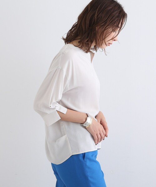 INDIVI（インディヴィ）の「◆【洗える】袖ボリュームブラウス（シャツ/ブラウス・レディース・ライトグリーン/ライトベージュ/ブラウン系その他/ネイビー・05/13/15 /19/38）」の12枚目の写真