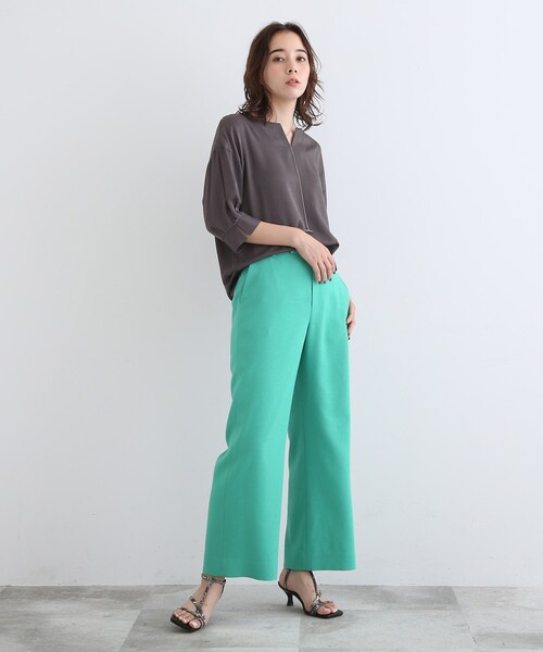 INDIVI（インディヴィ）の「◆【洗える】袖ボリュームブラウス（シャツ/ブラウス・レディース・ライトグリーン/ライトベージュ/ブラウン系その他/ネイビー・05/13/15 /19/38）」の13枚目の写真