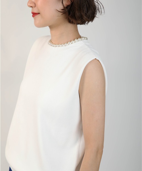 PICCIN(ピッチン)の「ネックパールノースリーブニット(ニット/セーター・レディース・ブラック/オフホワイト/モカ・M)」の7枚目の写真