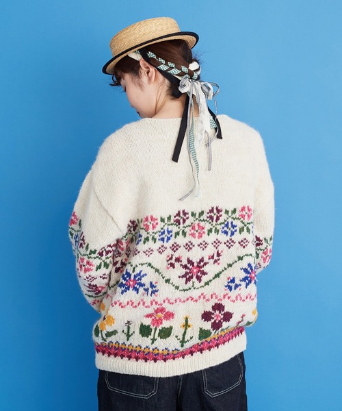 Malle（マル）の「malle ペルー手編み　花と雪セーター（ニット/セーター・レディース・アイボリー/ブラック・FREE）」の11枚目の写真