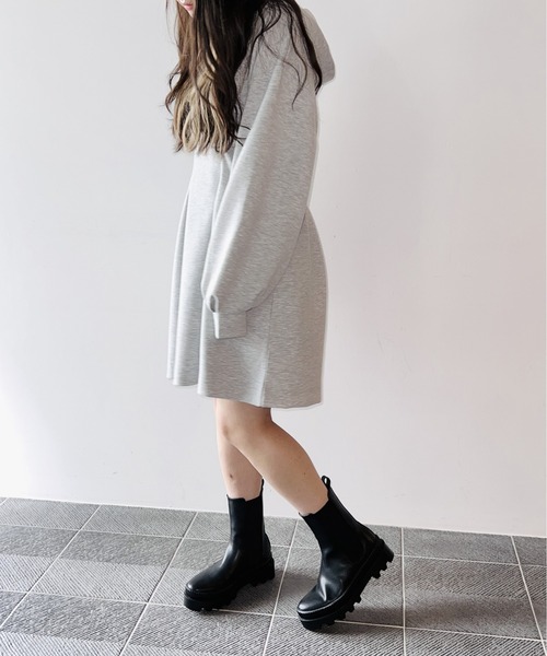 one way（ワンウェイ）の「タック入りダンボールパーカーワンピース（ワンピース・レディース・ライトグレー/ブラック/ベージュ/ホワイト/ライトブルー・FREE）」の12枚目の写真