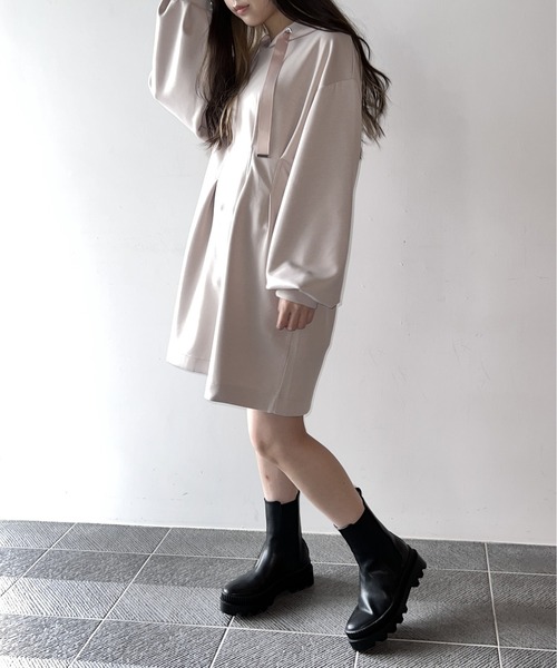 one way（ワンウェイ）の「タック入りダンボールパーカーワンピース（ワンピース・レディース・ライトグレー/ブラック/ベージュ/ホワイト/ライトブルー・FREE）」の19枚目の写真