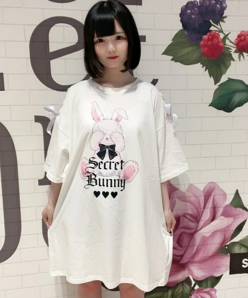 Secret Honey（シークレットハニー）の「目隠しうさぎビッグT