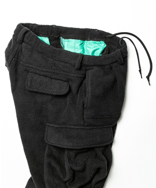 AlexanderLeeChang(アレキサンダーリーチャン)の「AlexanderLeeChang/アレキサンダーリーチャン BLC FLEECE ARMY CARGO PANTS BC042201(カーゴパンツ・メンズ・ブラック/ブラウン/マスタード・MEDIUM/LARGE/X-LARGE)」の18枚目の写真