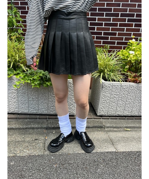 PHILLY（フィリー）の「フェイクレザープリーツスカパン（スカート・レディース・ブラック/ベージュ/ブラウン・FREE）」の16枚目の写真