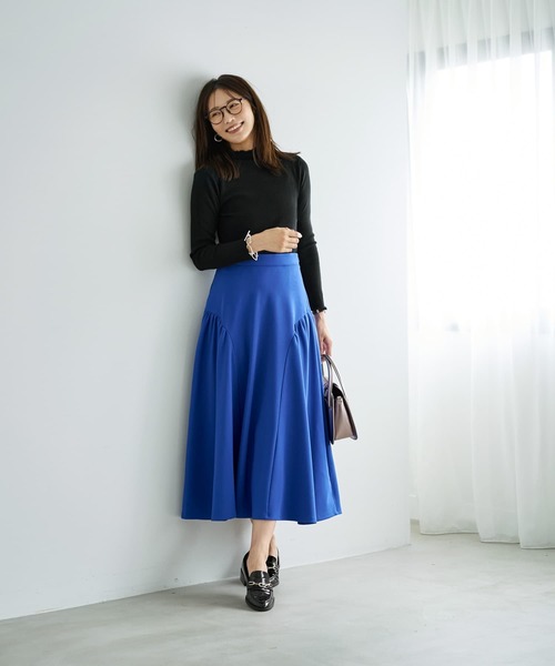 STYLE DELI（スタイルデリ）の「ラウンドギャザーフレアスカート（スカート・レディース・ブラック/ブルー・01/02）」の3枚目の写真