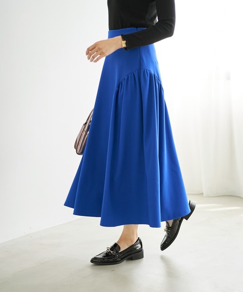 STYLE DELI（スタイルデリ）の「ラウンドギャザーフレアスカート（スカート・レディース・ブラック/ブルー・01/02）」の7枚目の写真