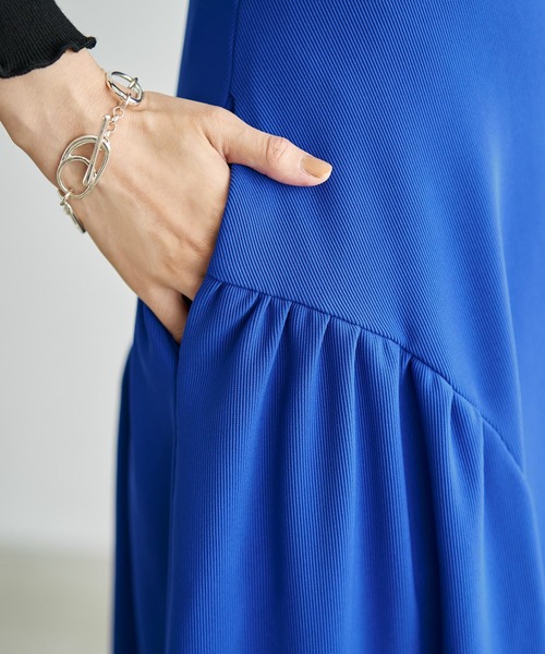 STYLE DELI（スタイルデリ）の「ラウンドギャザーフレアスカート（スカート・レディース・ブラック/ブルー・01/02）」の9枚目の写真