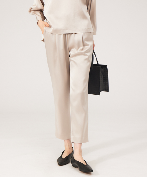 qualite（カリテ）の「アセテートサテンドロストパンツ（その他パンツ・レディース・ブラック/ピンクベージュ・40/38/36/34）」の19枚目の写真