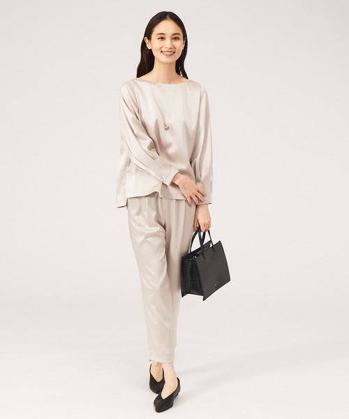 qualite（カリテ）の「アセテートサテンドロストパンツ（その他パンツ・レディース・ブラック/ピンクベージュ・40/38/36/34）」の5枚目の写真